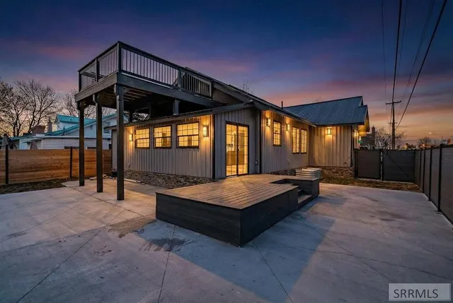 $350,000 | 494 11th Street, Idaho Falls, ID 83404