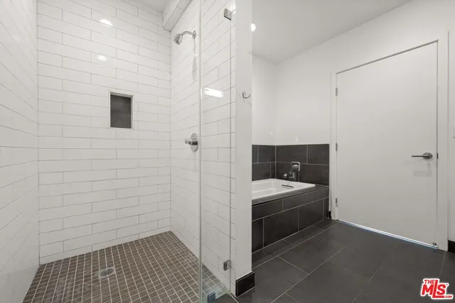 $4,395 | 1215 South Bedford Street, Unit 501, Los Angeles, CA 90035