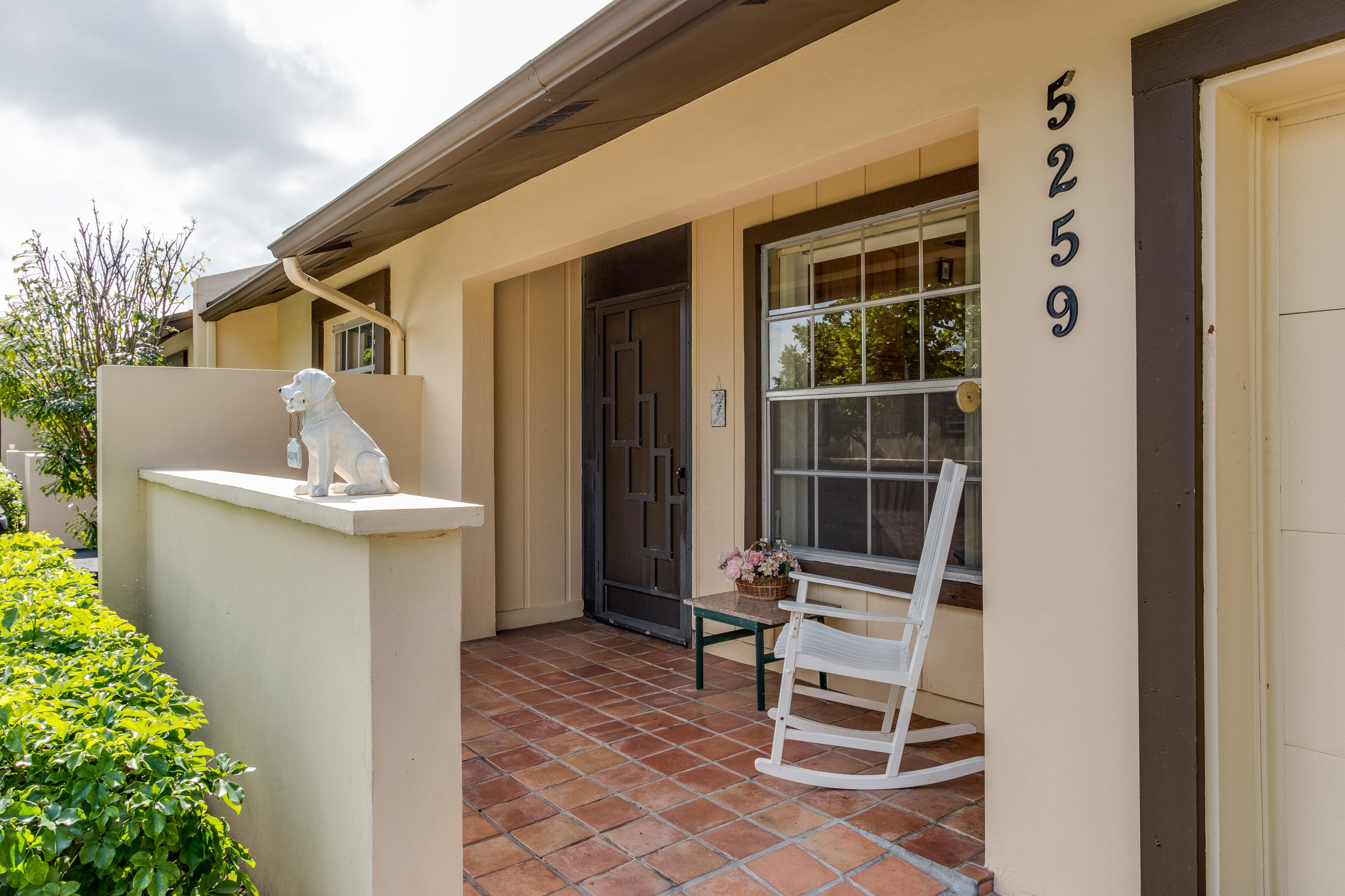 5259 Copperleaf Circle Delray Beach, FL 33484 - Photo 3 of 33 Front Porch