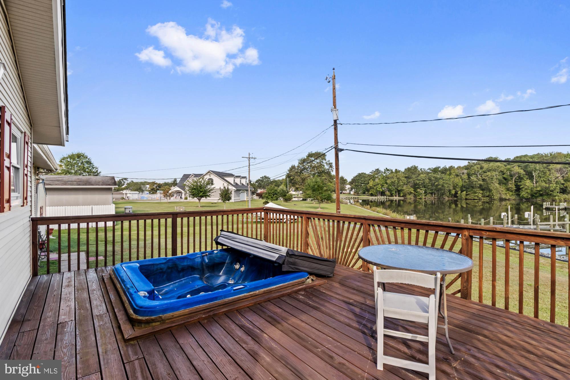 3622 Claires Lane Baltimore, MD 21220 - Photo 41 of 43 a view of a balcony with furniture