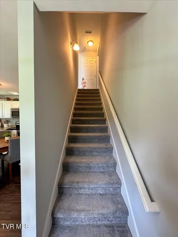 $374,999 | 712 Lake Point Drive, Piney Flats, TN 37686