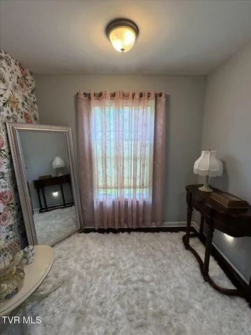 $374,999 | 712 Lake Point Drive, Piney Flats, TN 37686