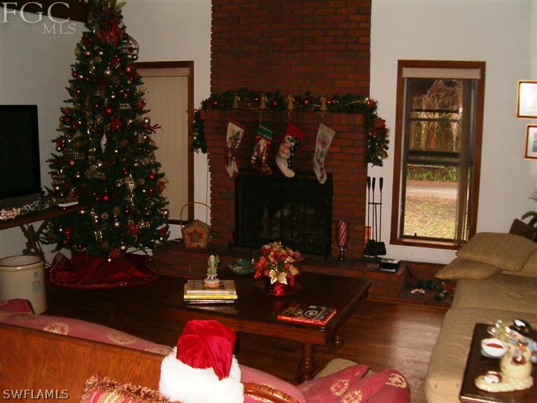 17520 Oak Creek Road Alva, FL 33920 - Photo 10 of 25 Gallery Image 10