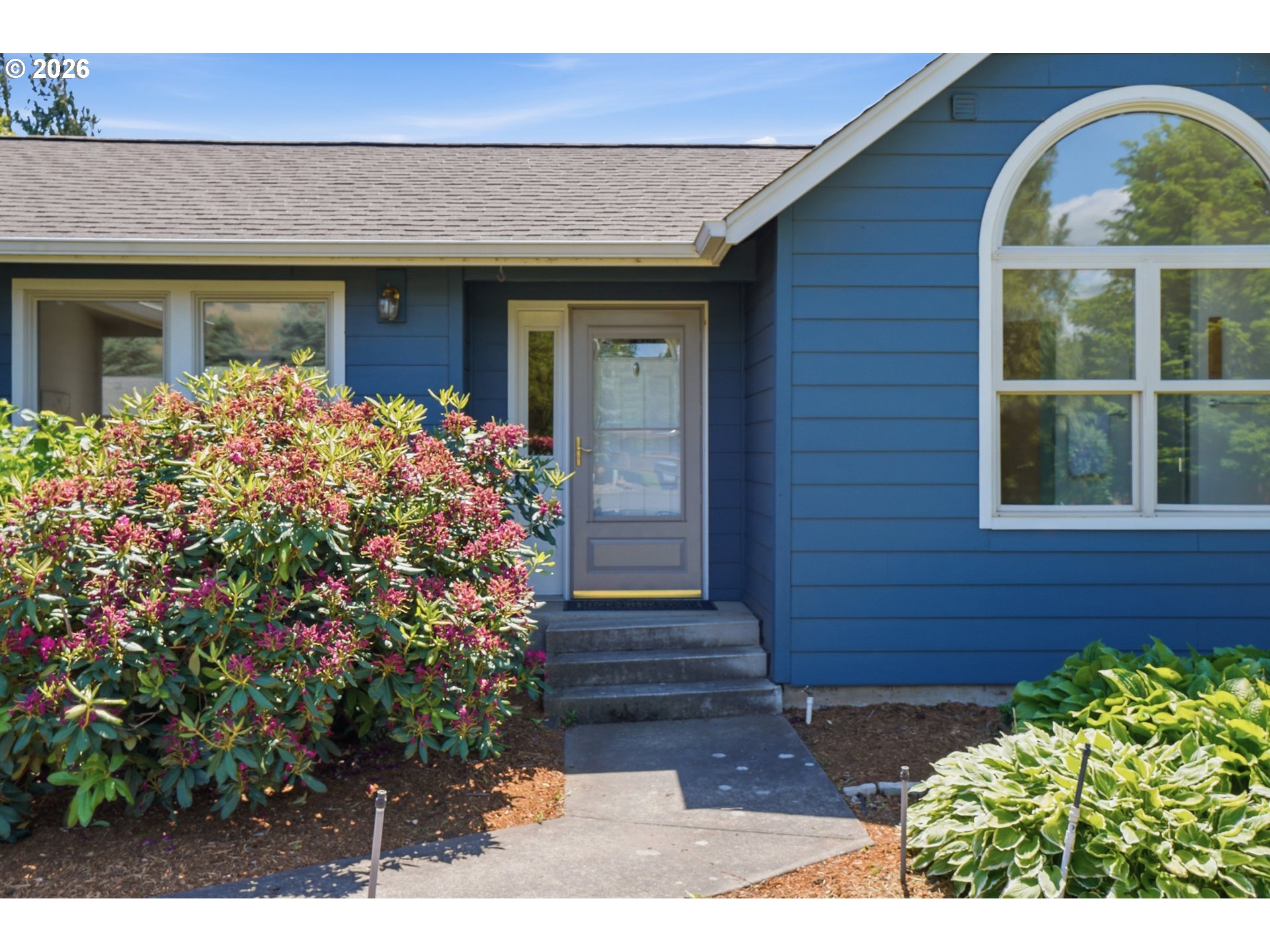 1114 Northeast Neal Road White Salmon, WA 98672 - Photo 5 of 48 Gallery Image 5