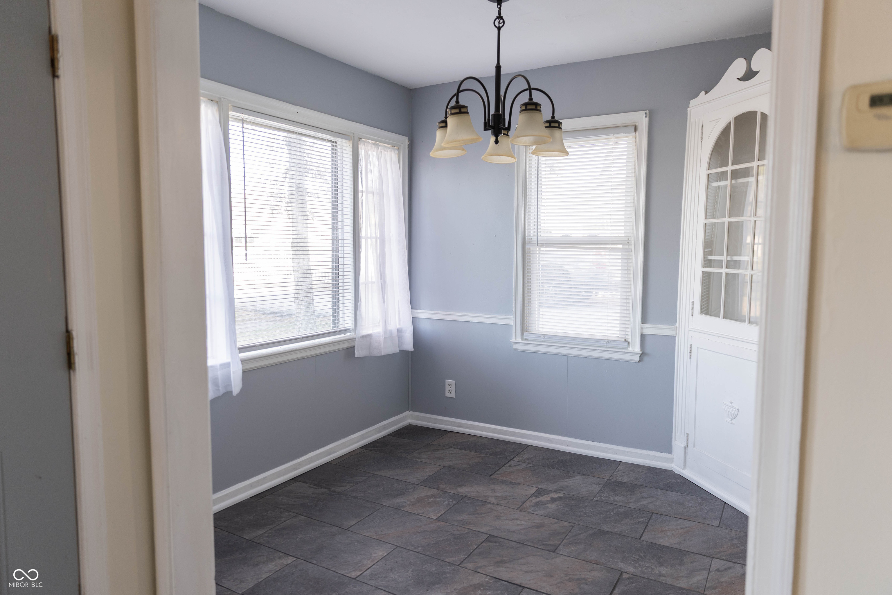 7217 East 10th Street Indianapolis, IN 46219 - Photo 8 of 23