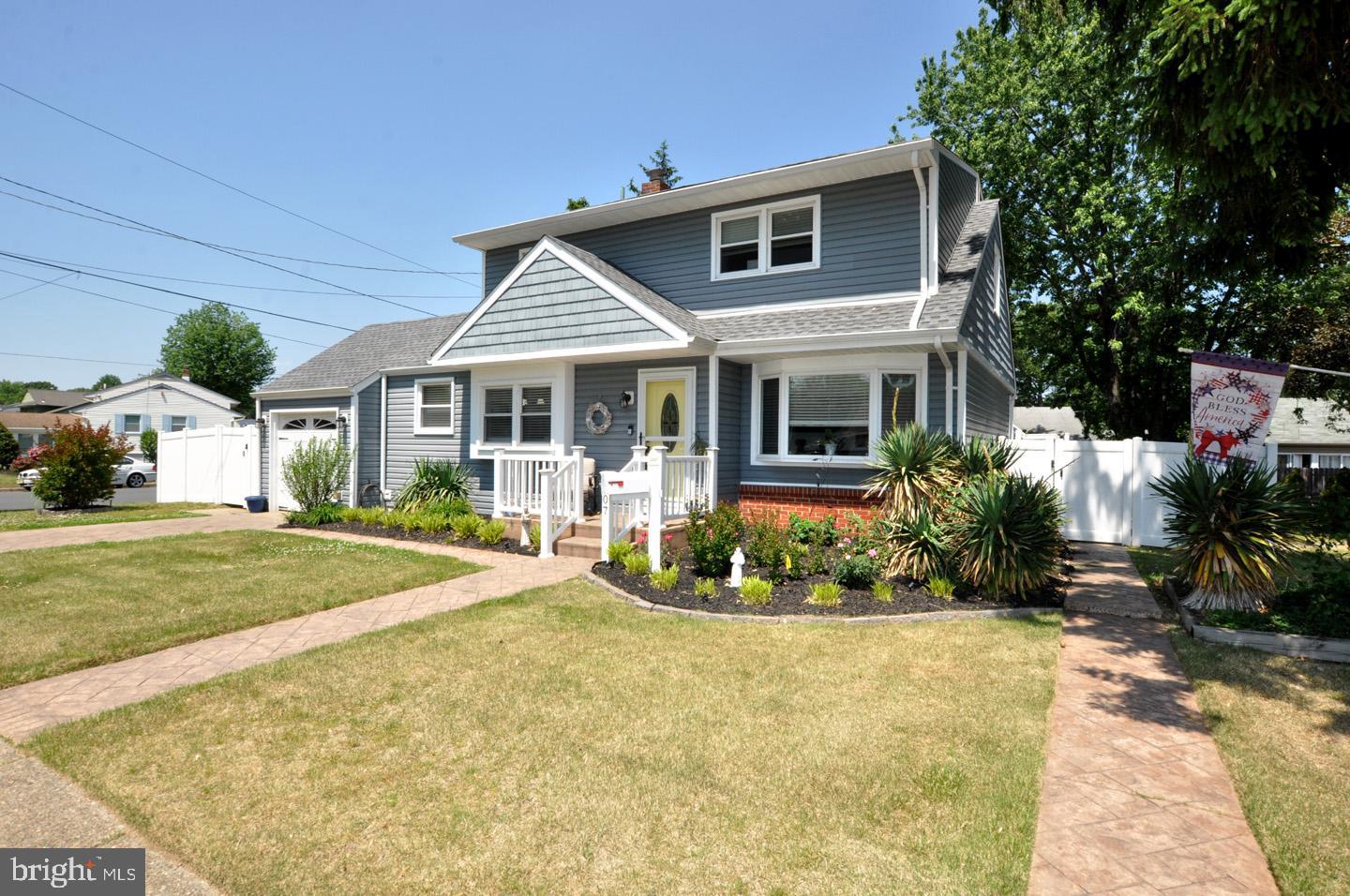 407 Oak Street Riverside, NJ 08075 - Photo 1 of 29