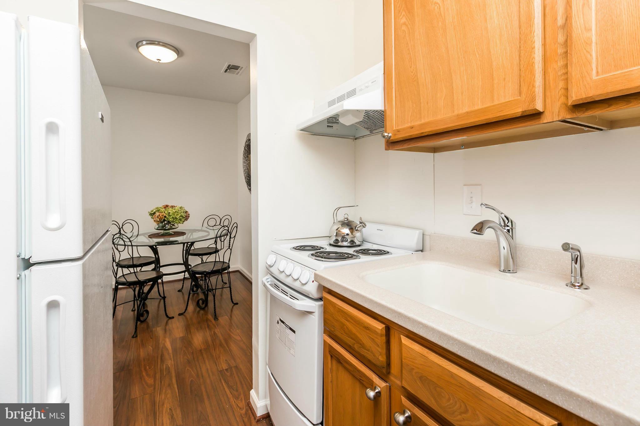 694 Rosedale Street, Unit 63 Annapolis, MD 21401 - Photo 8 of 16 Kitchen