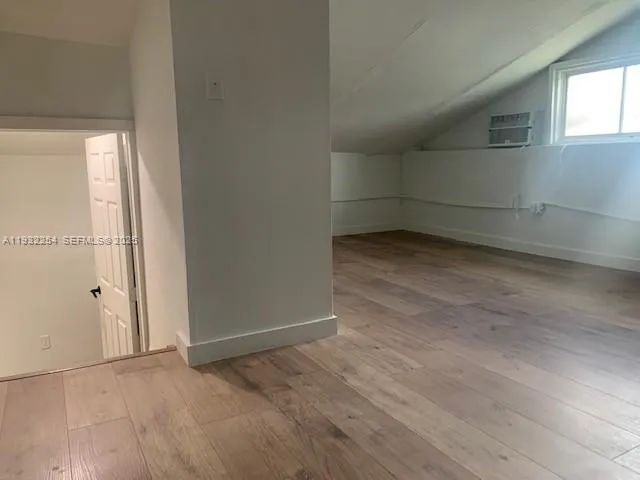 an empty room with a empty space