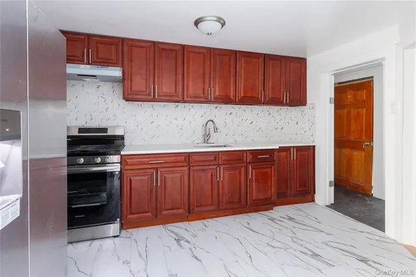 $3,900 | 100-30 Martense Avenue, Unit 1 | South Corona