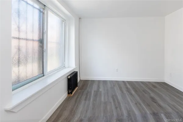 $3,900 | 100-30 Martense Avenue, Unit 1 | South Corona