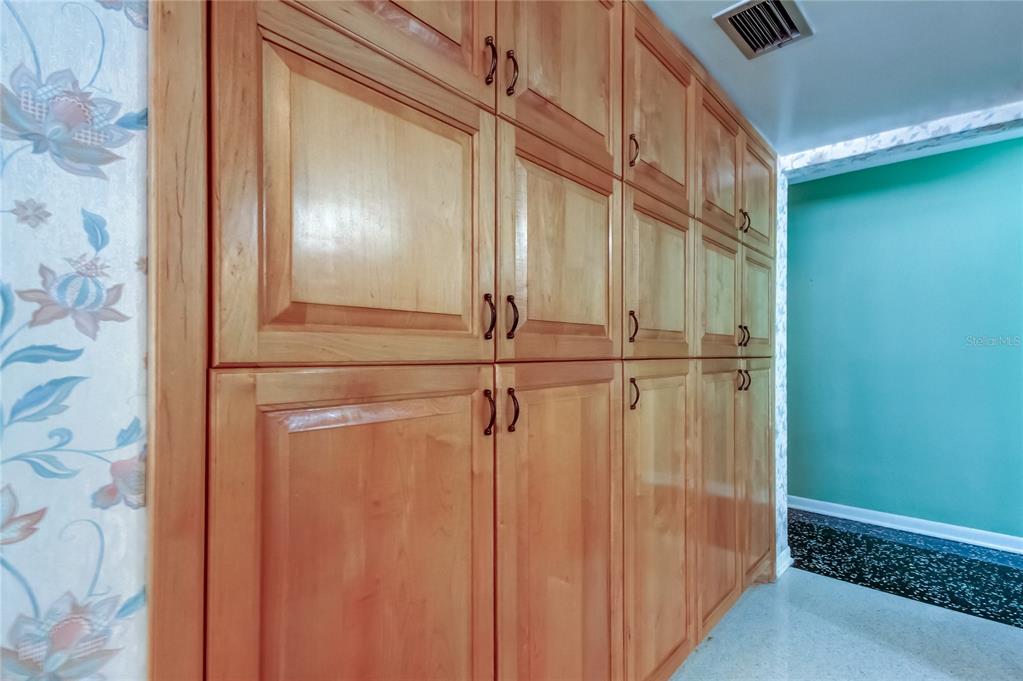 10440 Monarch Drive Largo, FL 33774 - Photo 20 of 91 Gallery Image 20