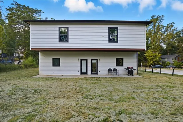 $3,000 | 1278 Plaza Avenue Southwest, Unit A, Atlanta, GA 30310