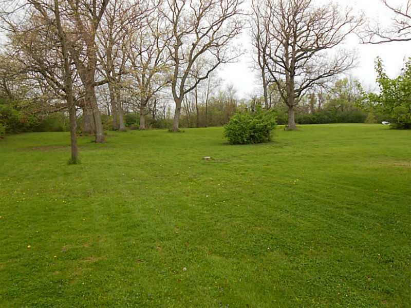 49 South Bird Road Springfield, OH 45505 - Photo 4 of 25