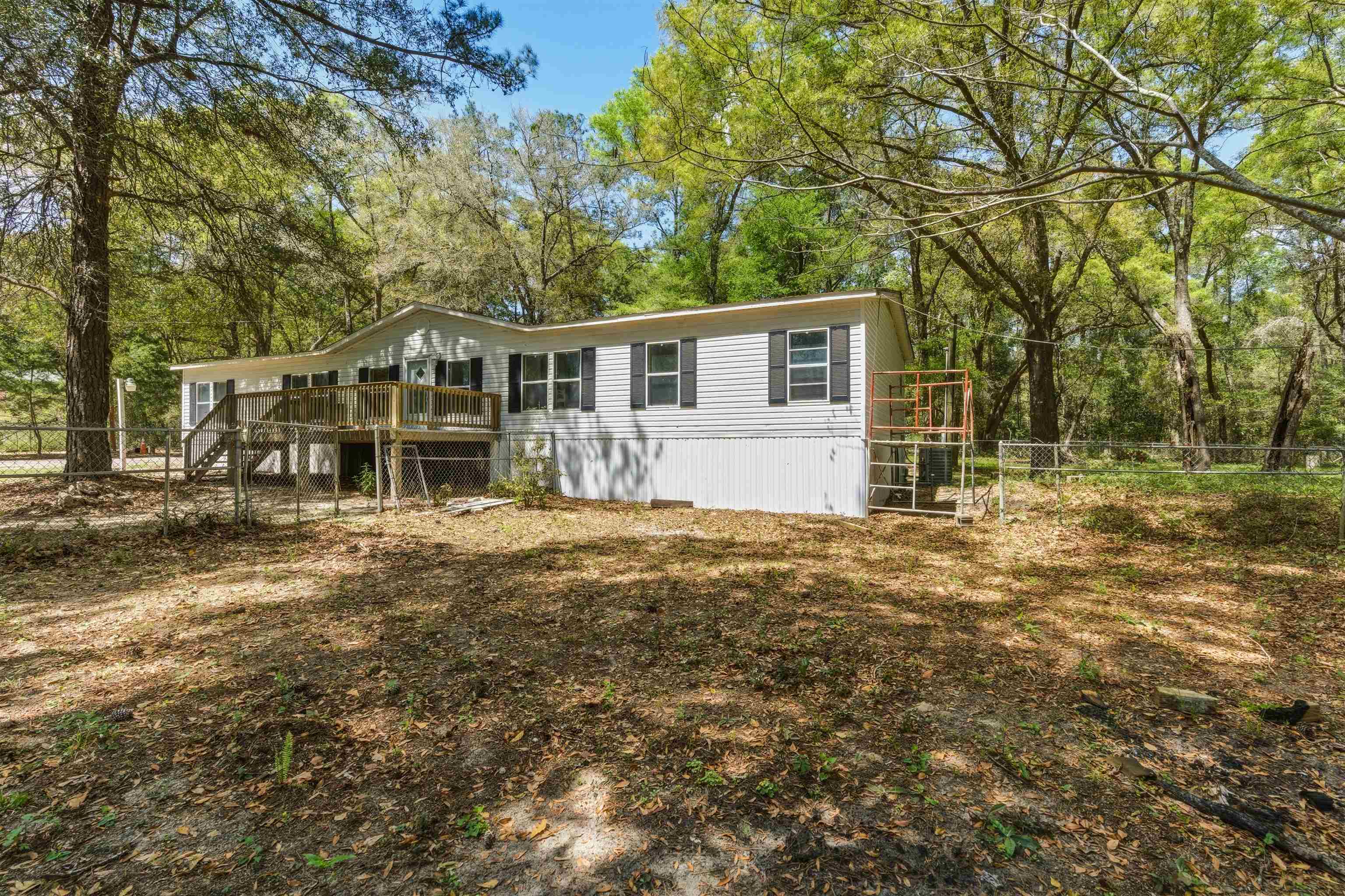 2339 Saturday Road Tallahassee, FL 32310 - Photo 3 of 44