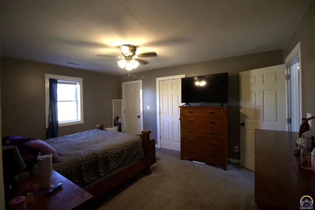 $264,900 | 417 East 4th Street, Onaga, KS 66521