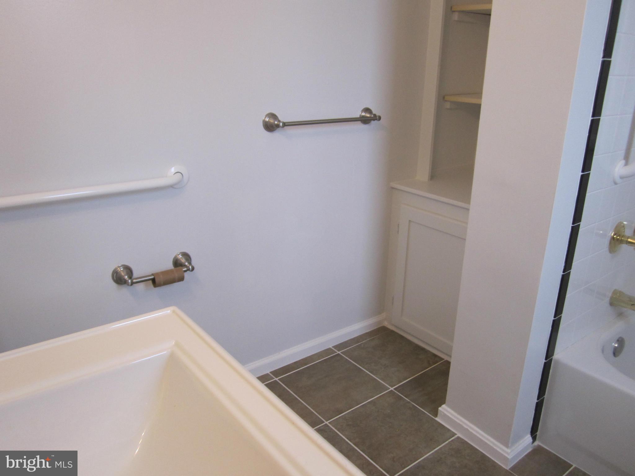 3601 Cedardale Road Baltimore, MD 21215 - Photo 22 of 30 Bath
