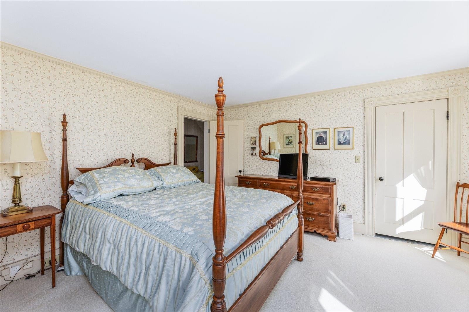 22 Gilsum Street Keene, NH 03431 - Photo 32 of 48