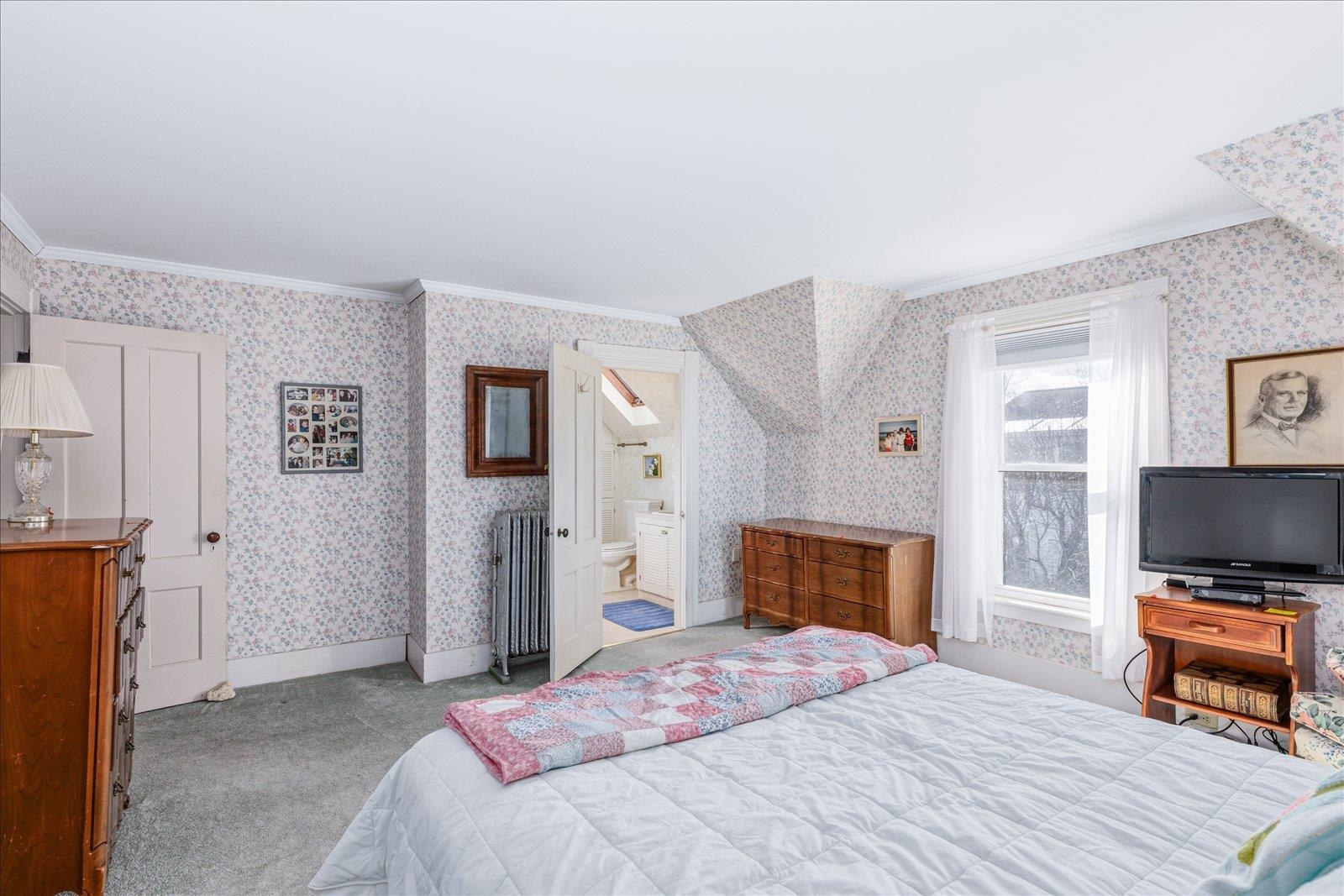 22 Gilsum Street Keene, NH 03431 - Photo 38 of 48