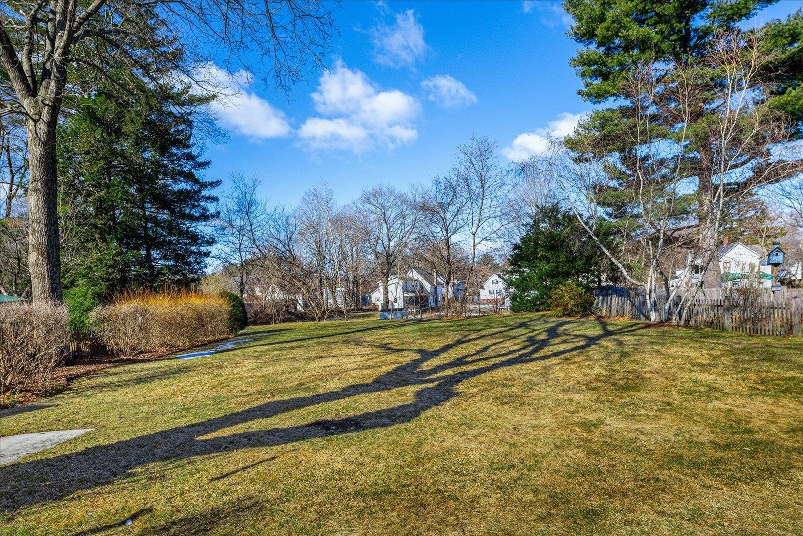 22 Gilsum Street Keene, NH 03431 - Photo 9 of 48