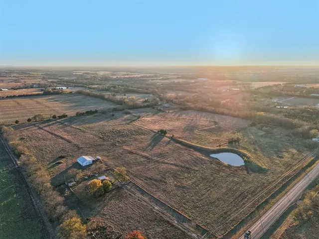 a view of an ocean beach