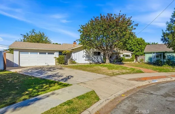 $5,900 | 335 North London Place, Anaheim, CA 92806