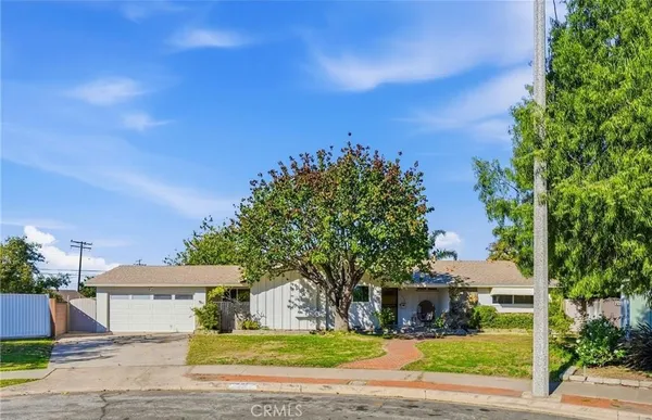 $5,900 | 335 North London Place, Anaheim, CA 92806