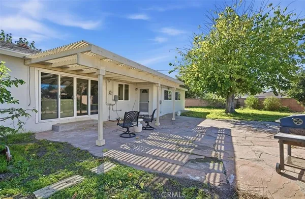 $5,900 | 335 North London Place, Anaheim, CA 92806