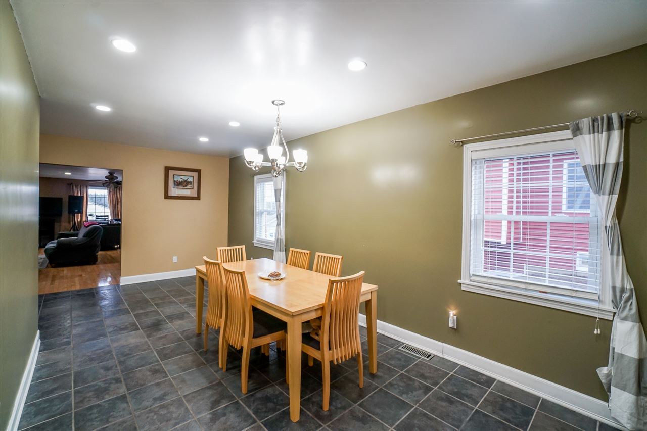 217 Chases Grove Road Derry, NH 03038 - Photo 13 of 40 Gallery Image 13