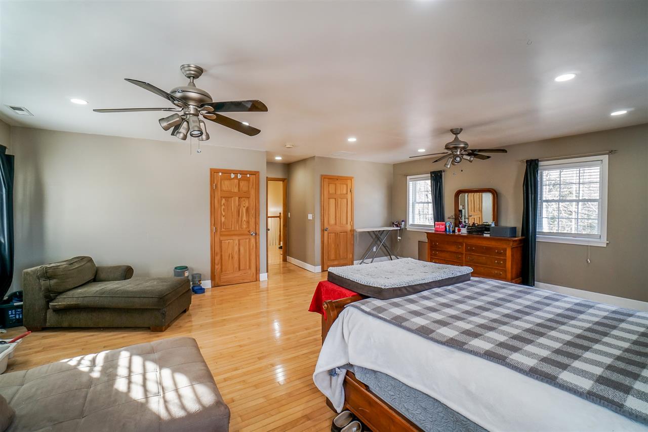 217 Chases Grove Road Derry, NH 03038 - Photo 23 of 40 Gallery Image 23