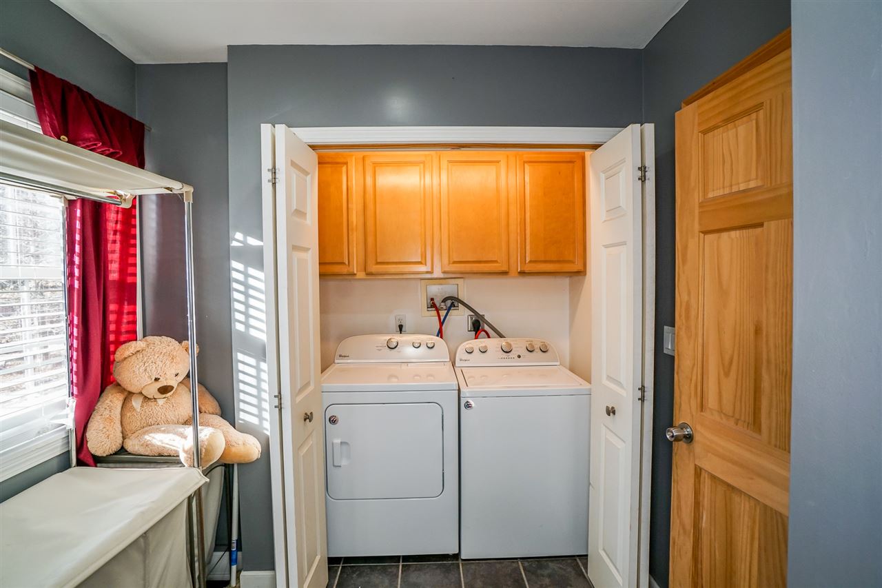 217 Chases Grove Road Derry, NH 03038 - Photo 34 of 40 Gallery Image 34