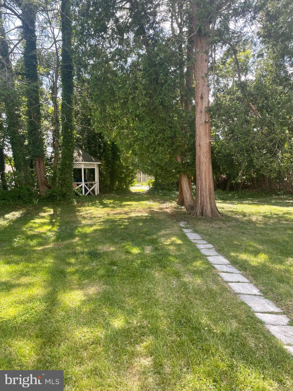 12 Intervilla Avenue Reading, PA 19609 - Photo 3 of 4