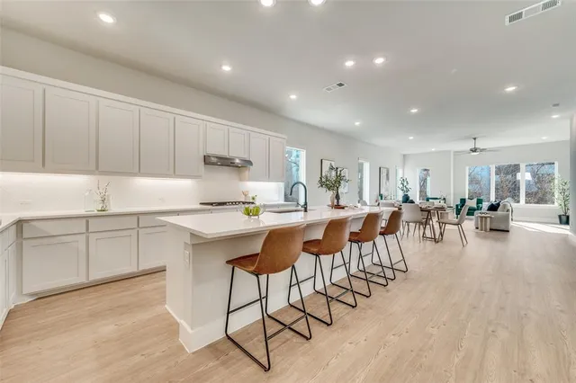 $650,000 | 8120 Hastings Drive, Dallas, TX 75231