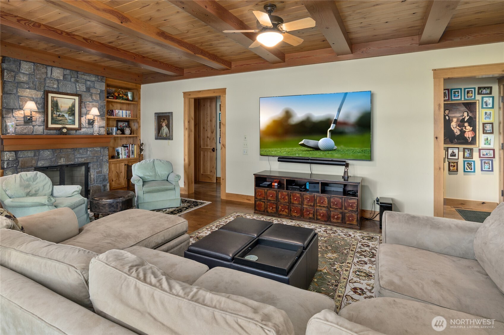 151 Rushing Water Lane Cle Elum, WA 98922 - Photo 18 of 40 a living room with furniture and a flat screen tv