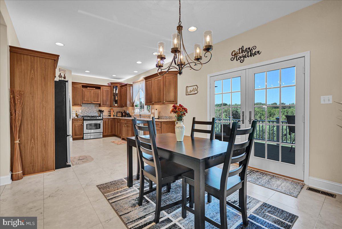 4044 Landis Road Hanover, PA 17331 - Photo 12 of 77 Gallery Image 12