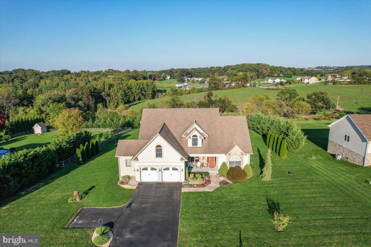 4044 Landis Road Hanover, PA 17331 - Photo 3 of 77 Gallery Image 3