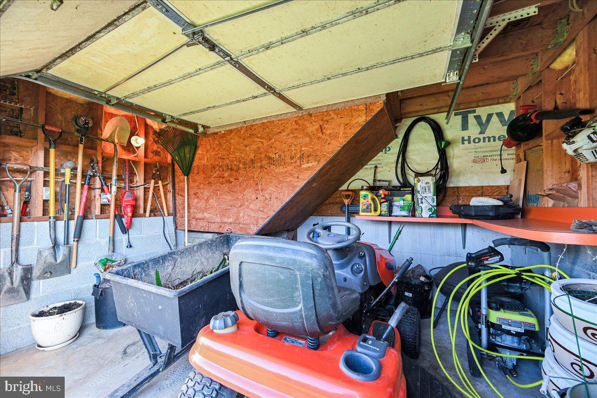 4044 Landis Road Hanover, PA 17331 - Photo 63 of 77 Gallery Image 63