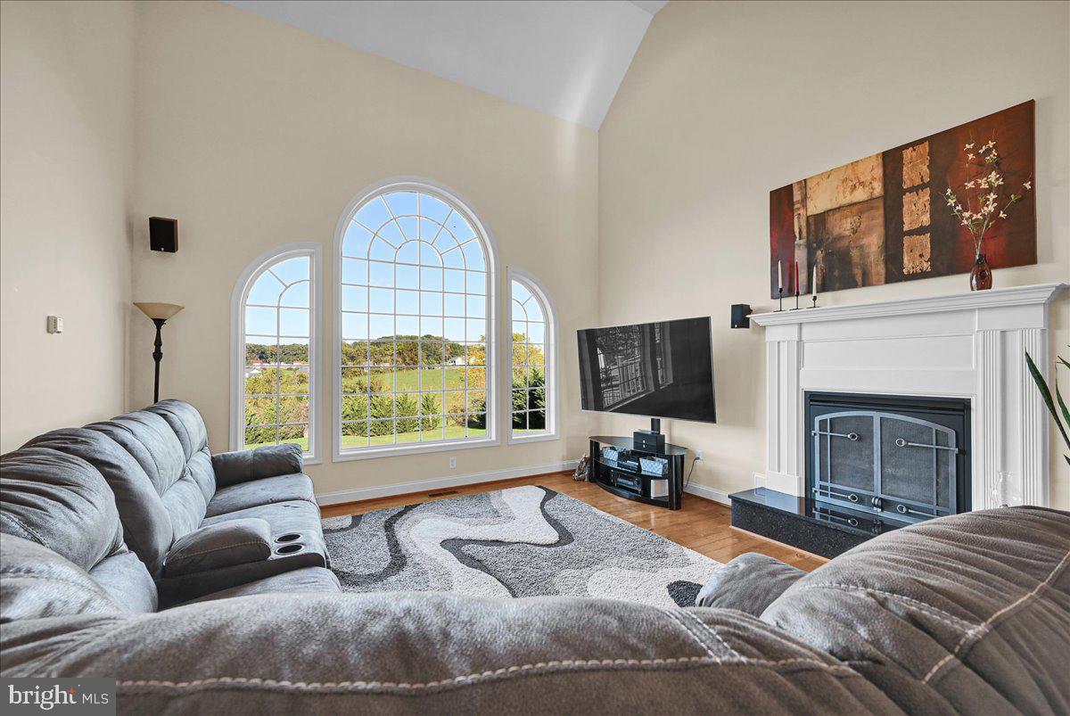 4044 Landis Road Hanover, PA 17331 - Photo 8 of 77 Gallery Image 8