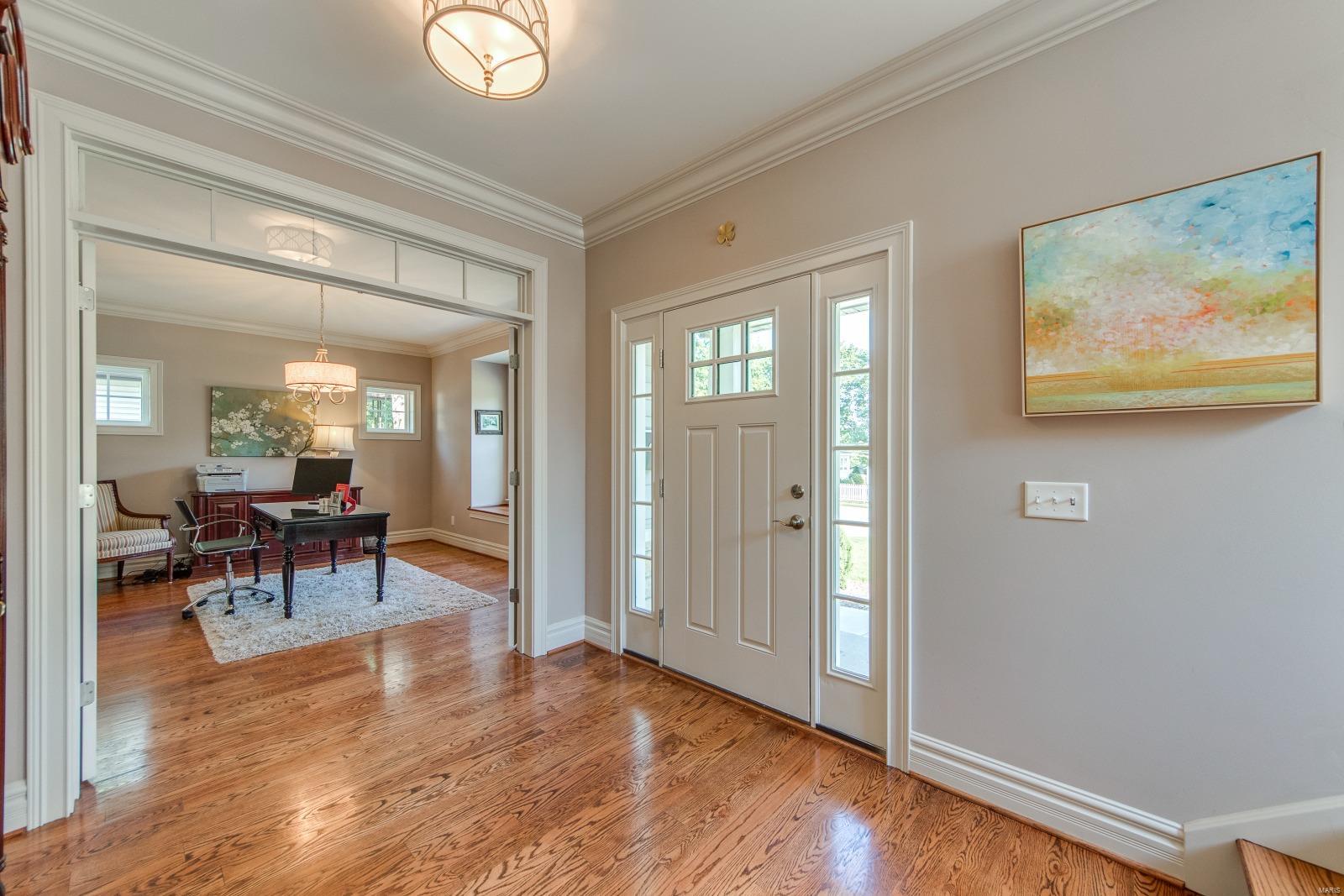 1008 Kirkham Avenue Glendale, MO 63122 - Photo 2 of 45