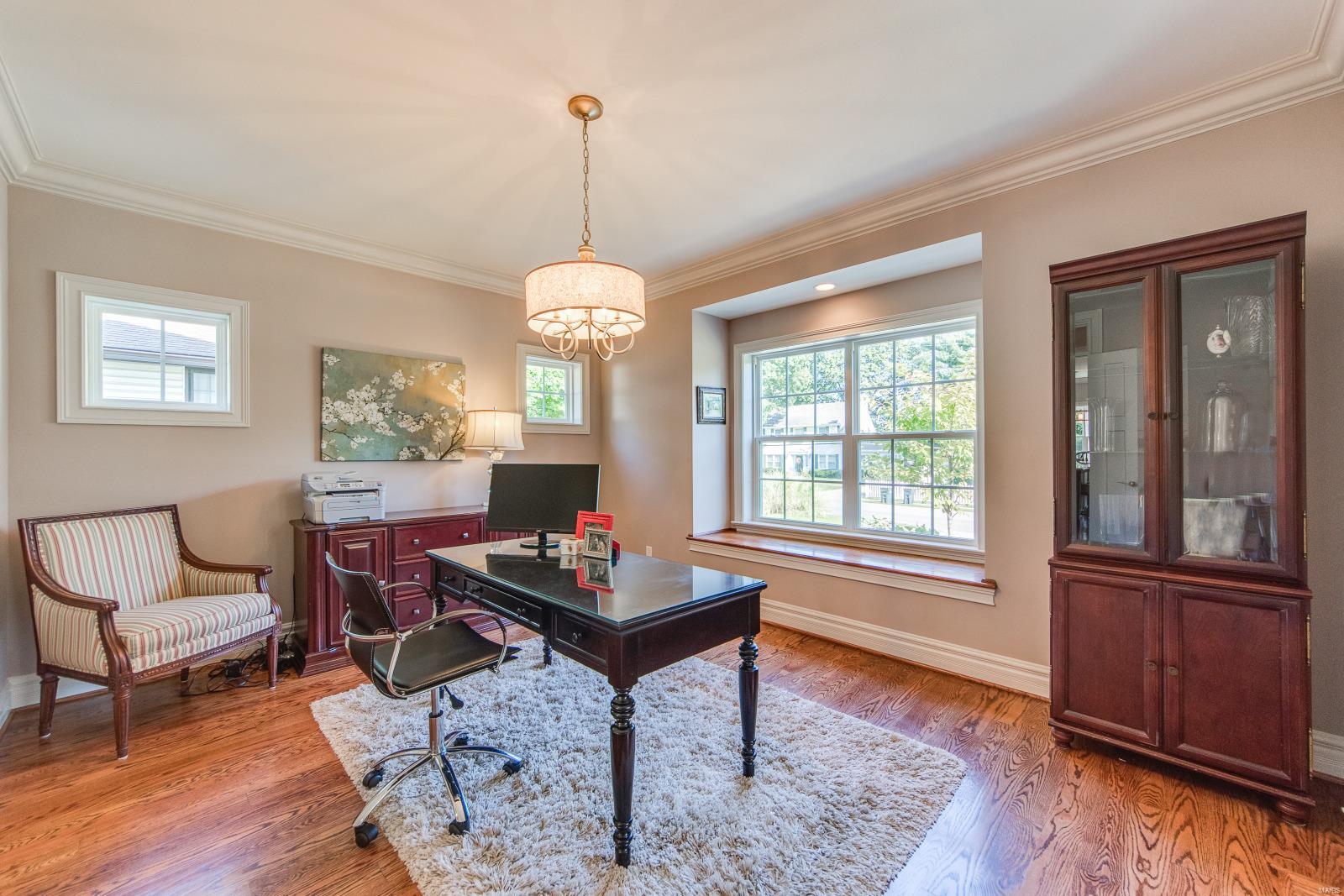 1008 Kirkham Avenue Glendale, MO 63122 - Photo 3 of 45