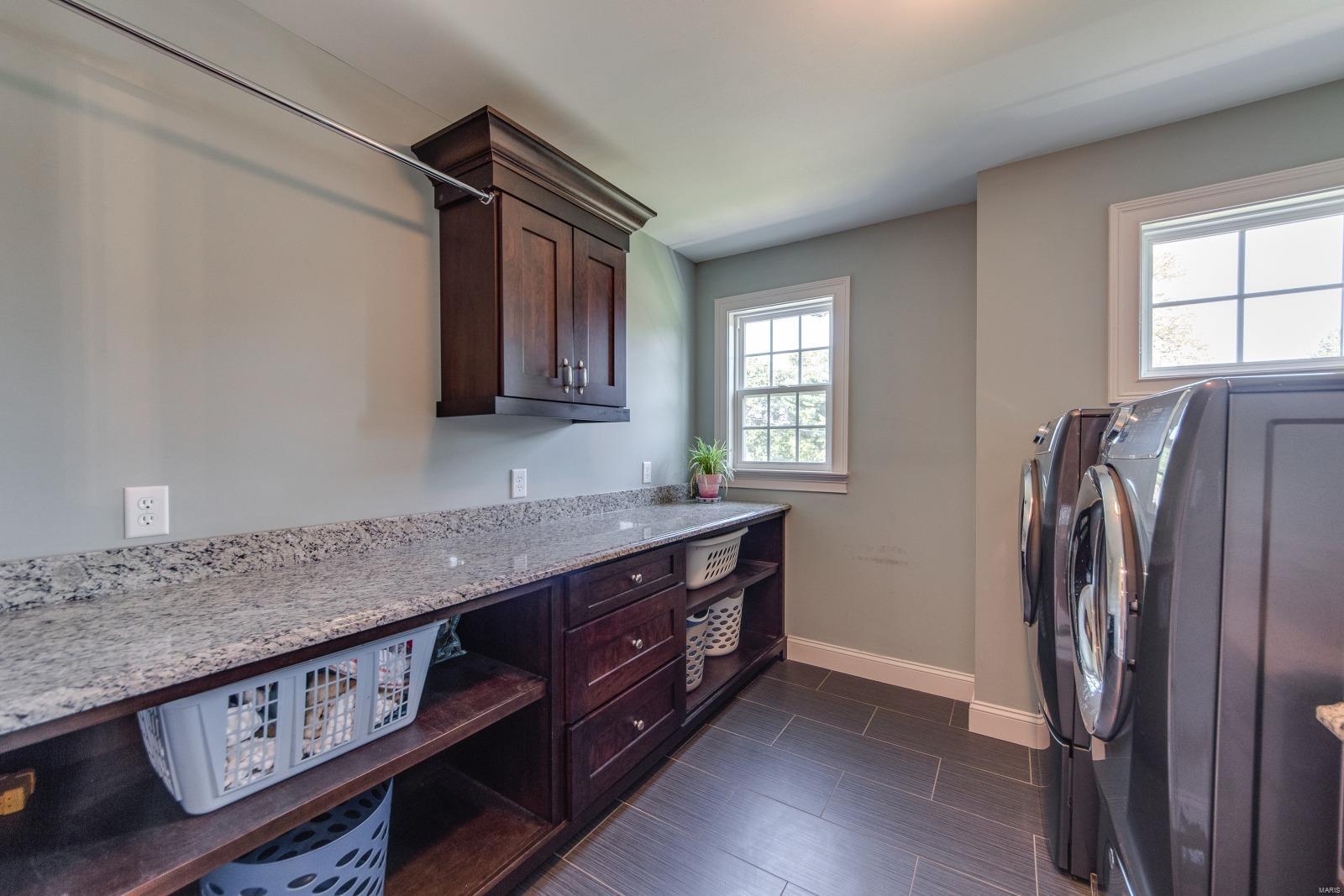 1008 Kirkham Avenue Glendale, MO 63122 - Photo 28 of 45