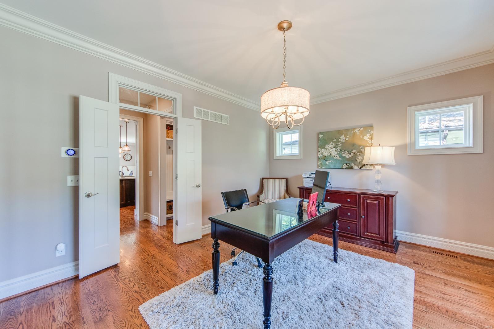 1008 Kirkham Avenue Glendale, MO 63122 - Photo 4 of 45