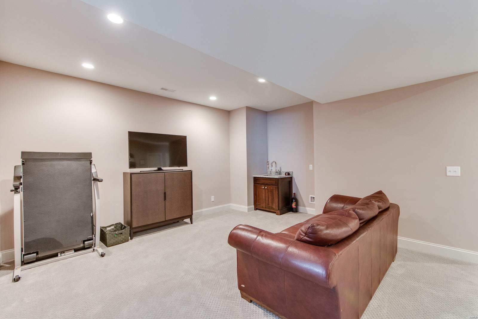 1008 Kirkham Avenue Glendale, MO 63122 - Photo 35 of 45