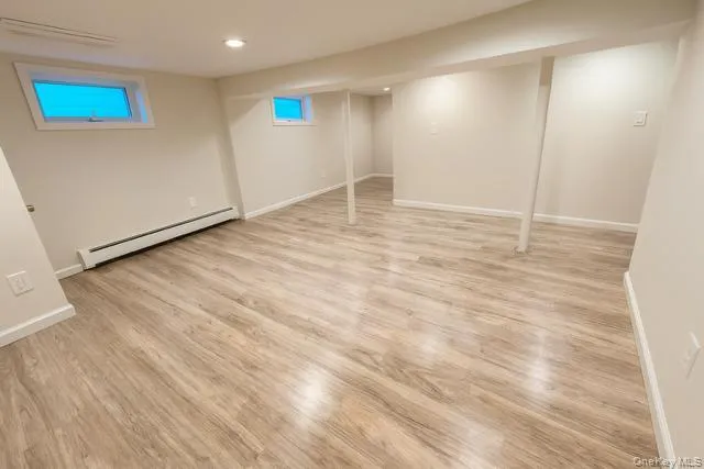 $795,000 | 29 Avon Road, Hewlett, NY 11557