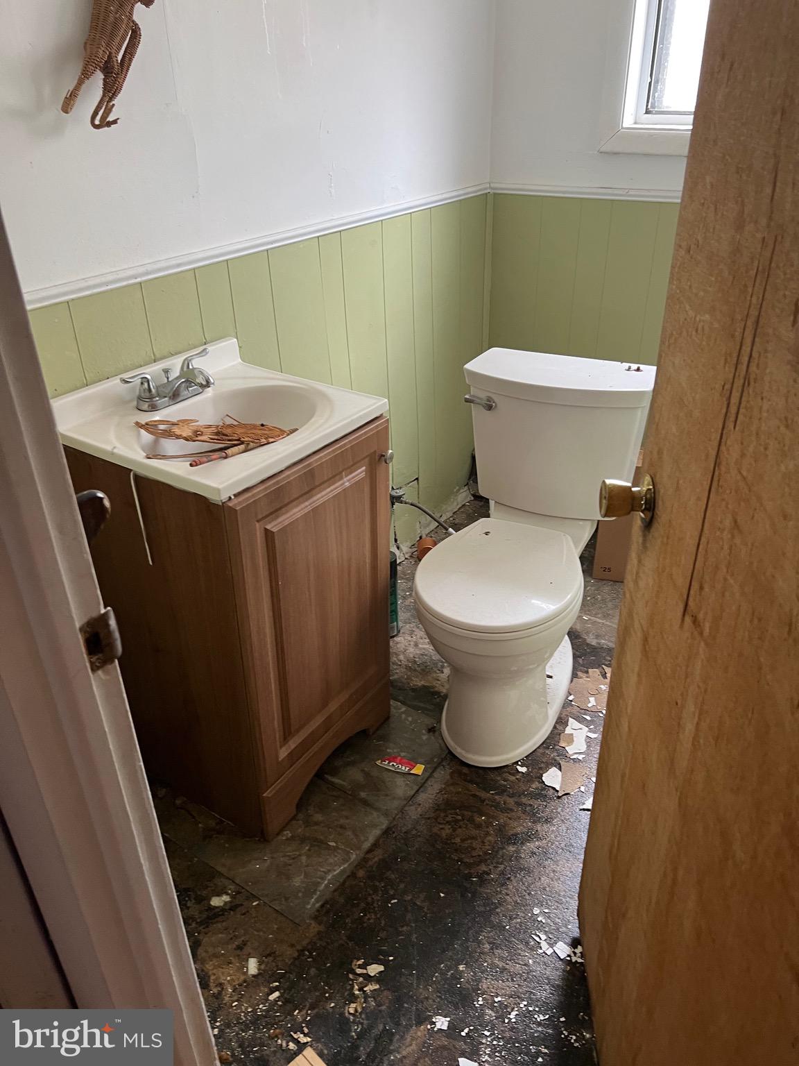 549 General Learned Road King of Prussia, PA 19406 - Photo 24 of 31 a bathroom with a sink and a toilet