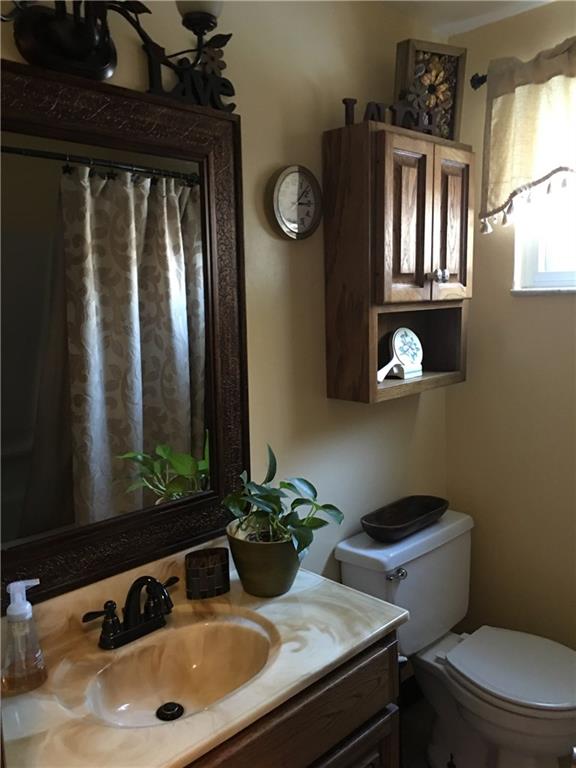 345 Oak Road Pittsburgh, PA 15239 - Photo 14 of 22