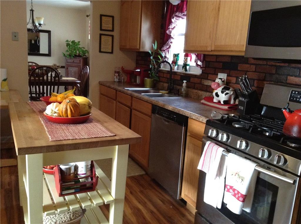 345 Oak Road Pittsburgh, PA 15239 - Photo 10 of 22