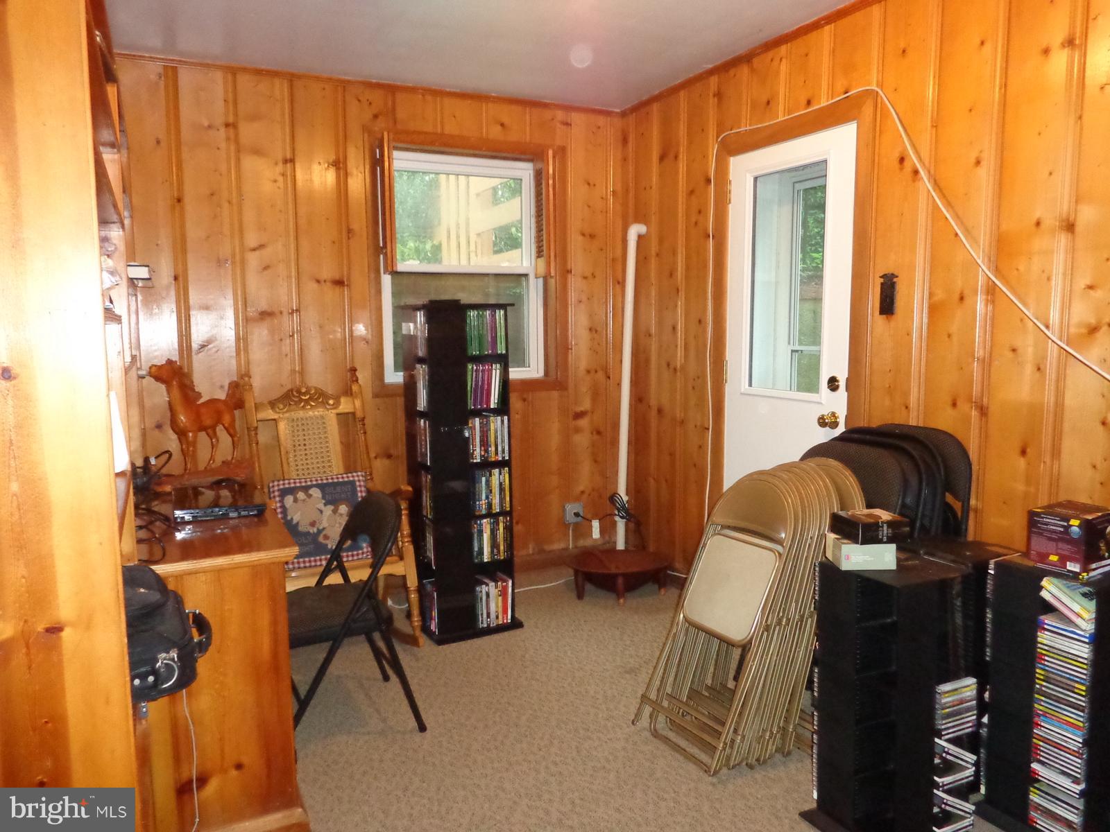 561 Brook Road Towson, MD 21286 - Photo 11 of 27 Interior (General) Office area