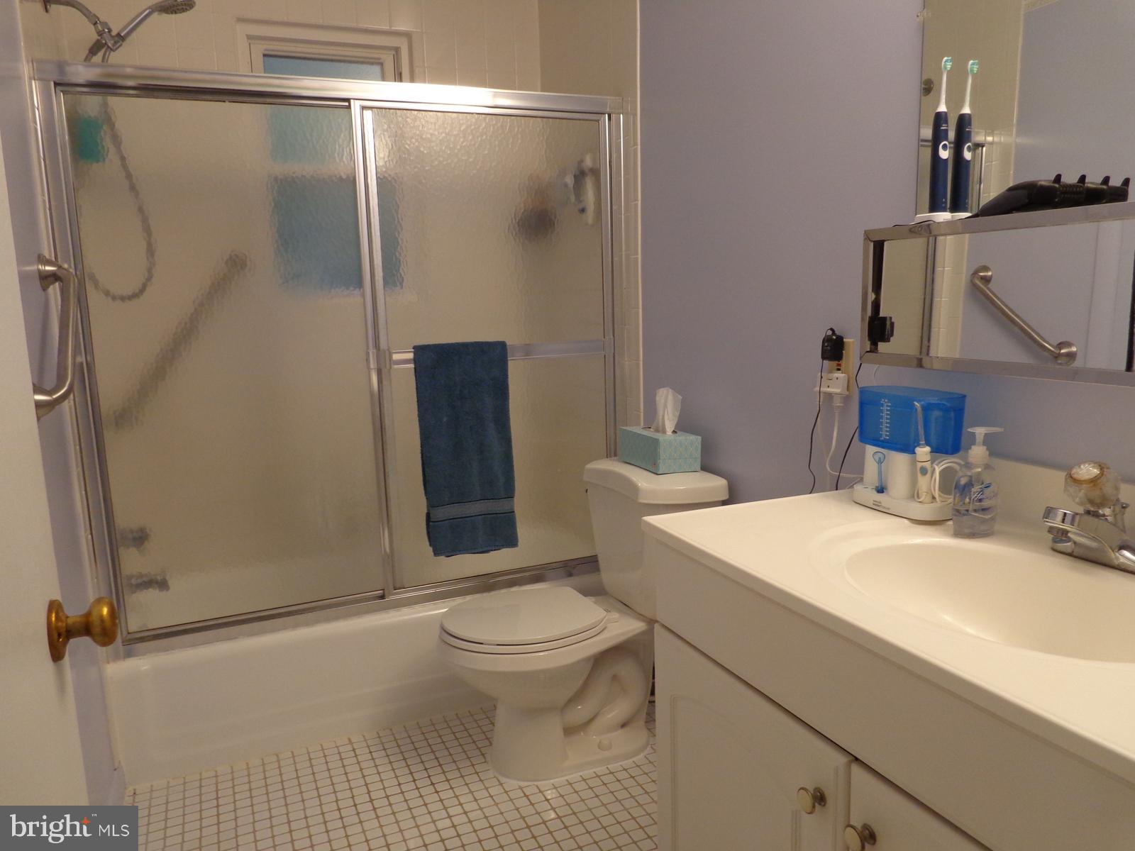 561 Brook Road Towson, MD 21286 - Photo 23 of 27 Bathroom upper level