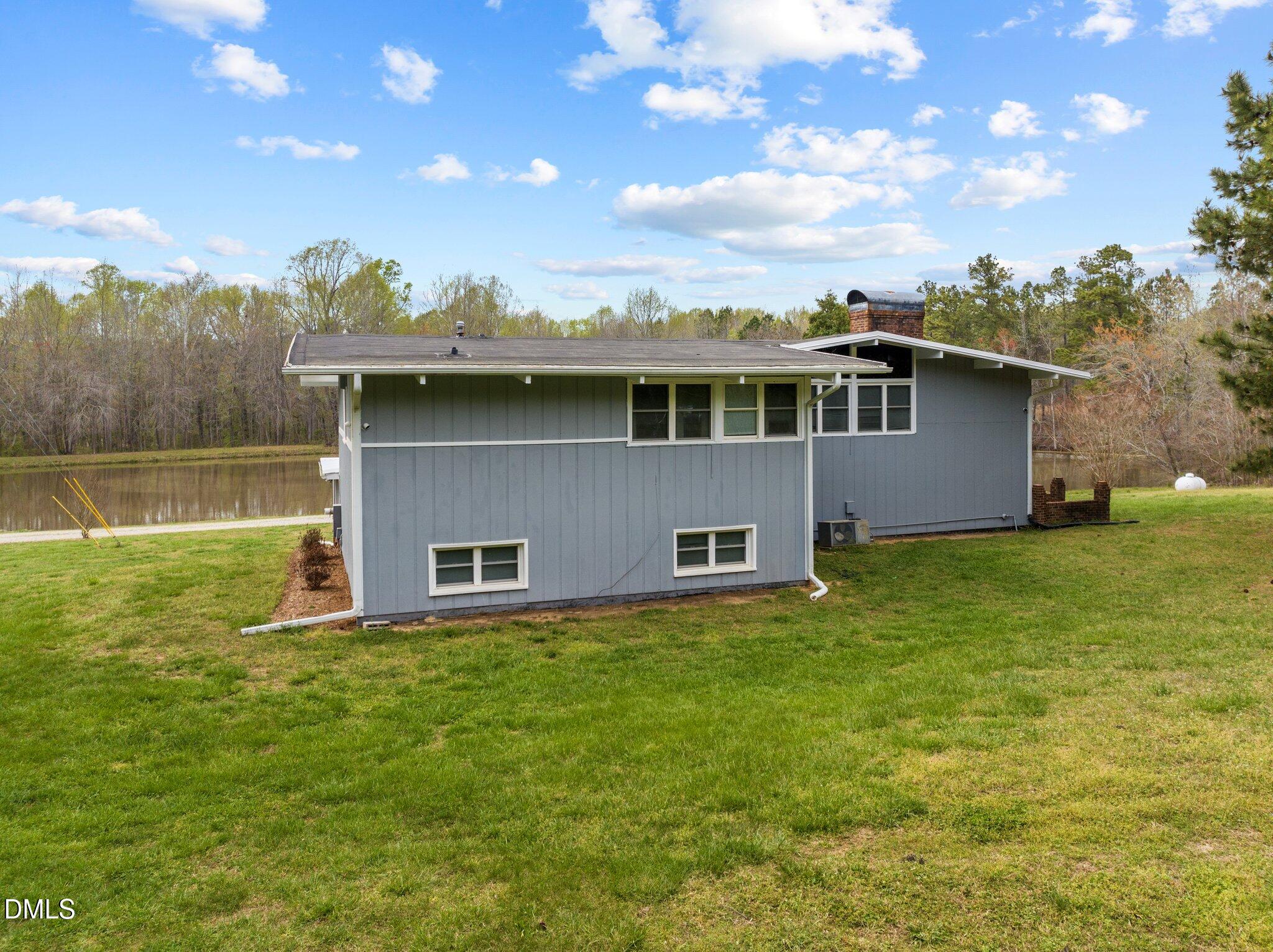 154 Hoyle Lane Henderson, NC 27537 - Photo 37 of 51 58-web-or-mls-DJI_0537