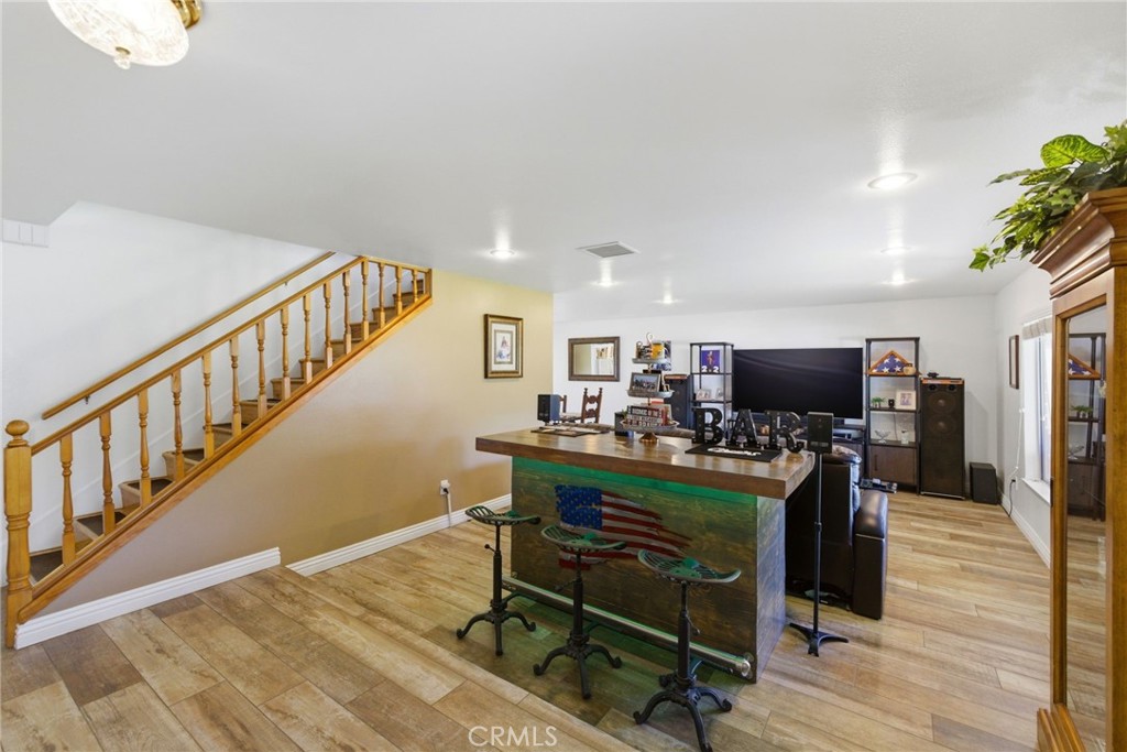 11246 Coolwater Drive Riverside, CA 92505 - Photo 18 of 41